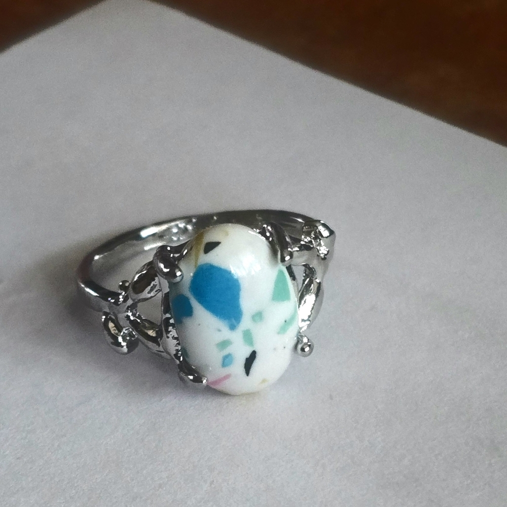 NEW SIZE 8 CHRYOPRASE LAB CREATED MODERN FASHION SILVER RING